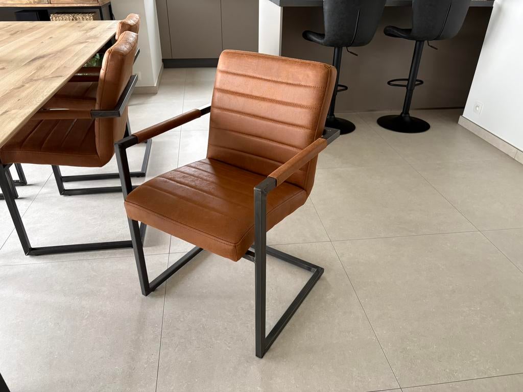 Chaises design structure acier revêtement alcantara, Maison & Meubles, Chaises, Enlèvement, Neuf