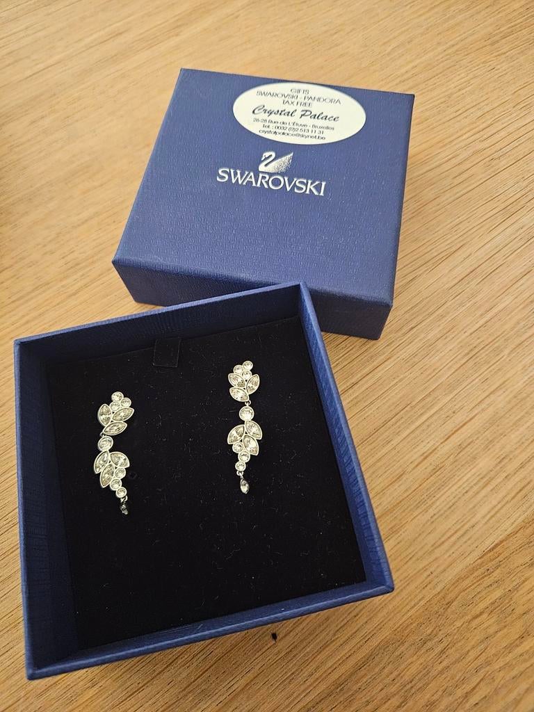 Swarovski, Verzenden