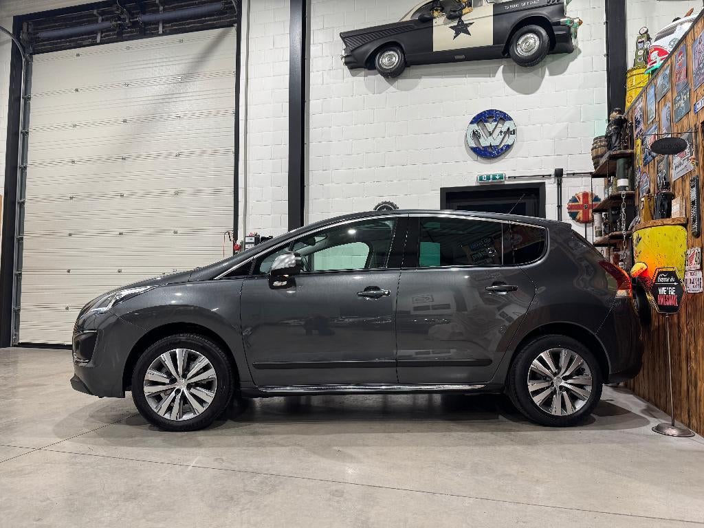 PEUGEOT 3008 - 1.6 ESSENCE - 77 000 KM GARANTIE -, Voorwielaandrijving, Euro 5, Zwart, 4 cilinders