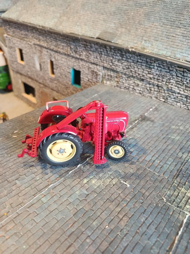 Porsche Diesel Super Siku Classic met maaibalk, Ophalen of Verzenden, Zo goed als nieuw, Tractor of Landbouw, SIKU