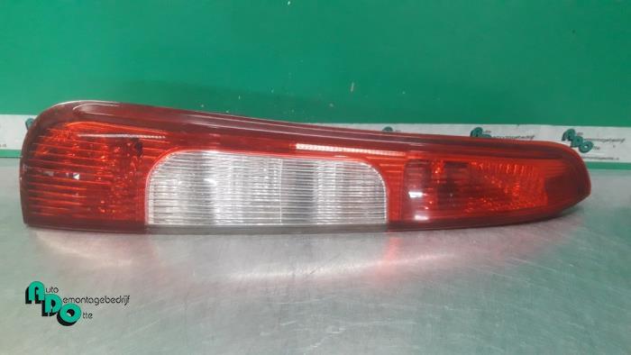 Feu arrière gauche d'un Ford C-Max, Autos : Pièces & Accessoires, Éclairage, -, 3 mois de garantie, -, -