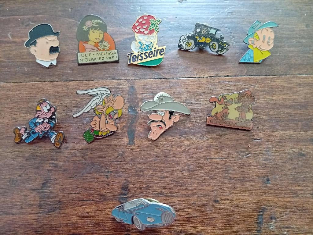 10 pin's Bd (vente à la pièce ou en lot)., Collections, Enlèvement ou Envoi, Autres personnages, Neuf, Image, Affiche ou Autocollant