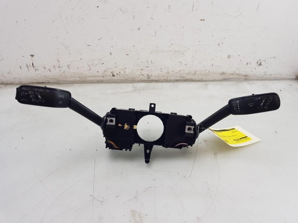 COMBINE COMMODO Seat Ibiza V (KJB) (01-2017/-), Utilisé, Seat