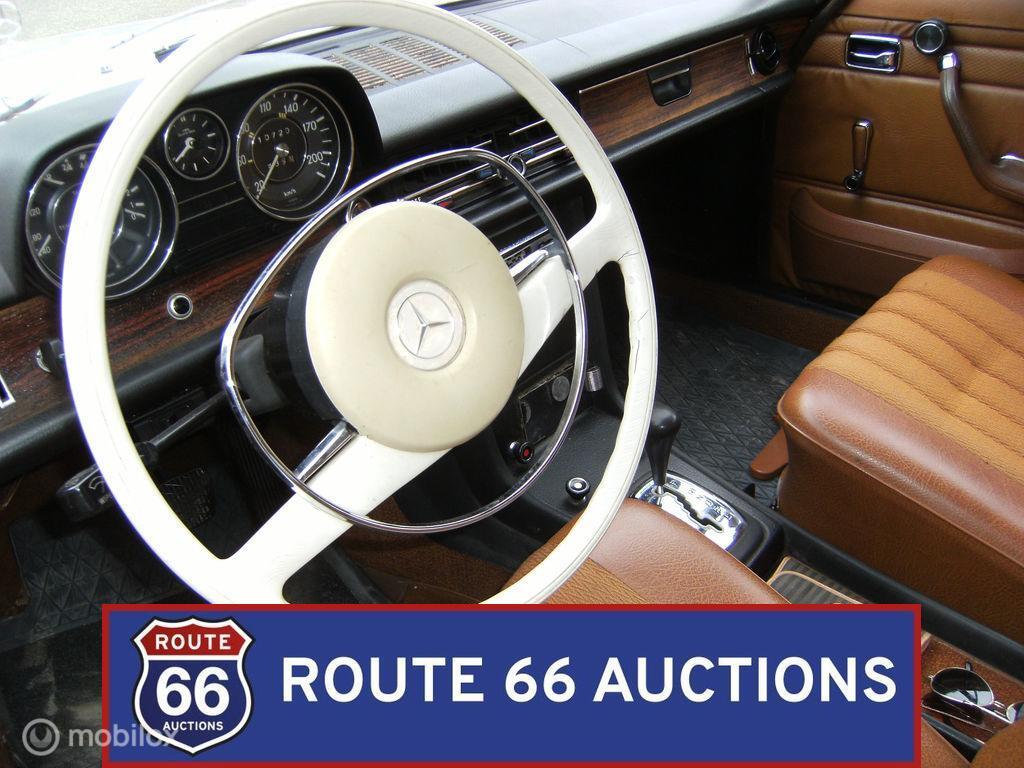 Mercedes-Benz 230 | 1972 | Route 66 Auctions, Autos, Achat, Entreprise, Boîte manuelle, Autre carrosserie