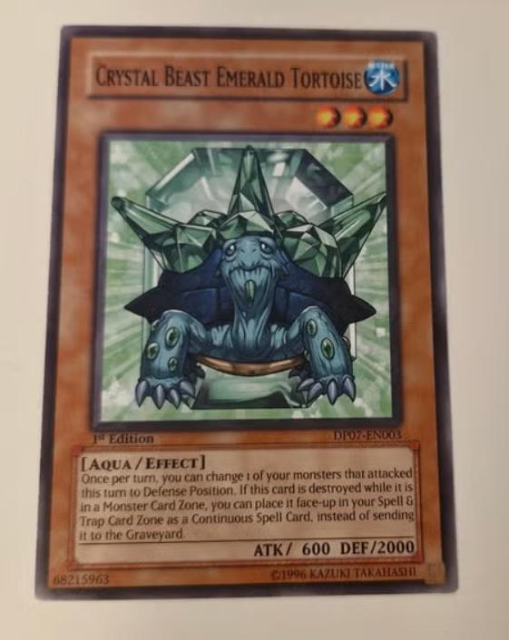 Yu-Gi-Oh! Crystal Beast Emerald Tortoise kaart, Ophalen of Verzenden, Zo goed als nieuw