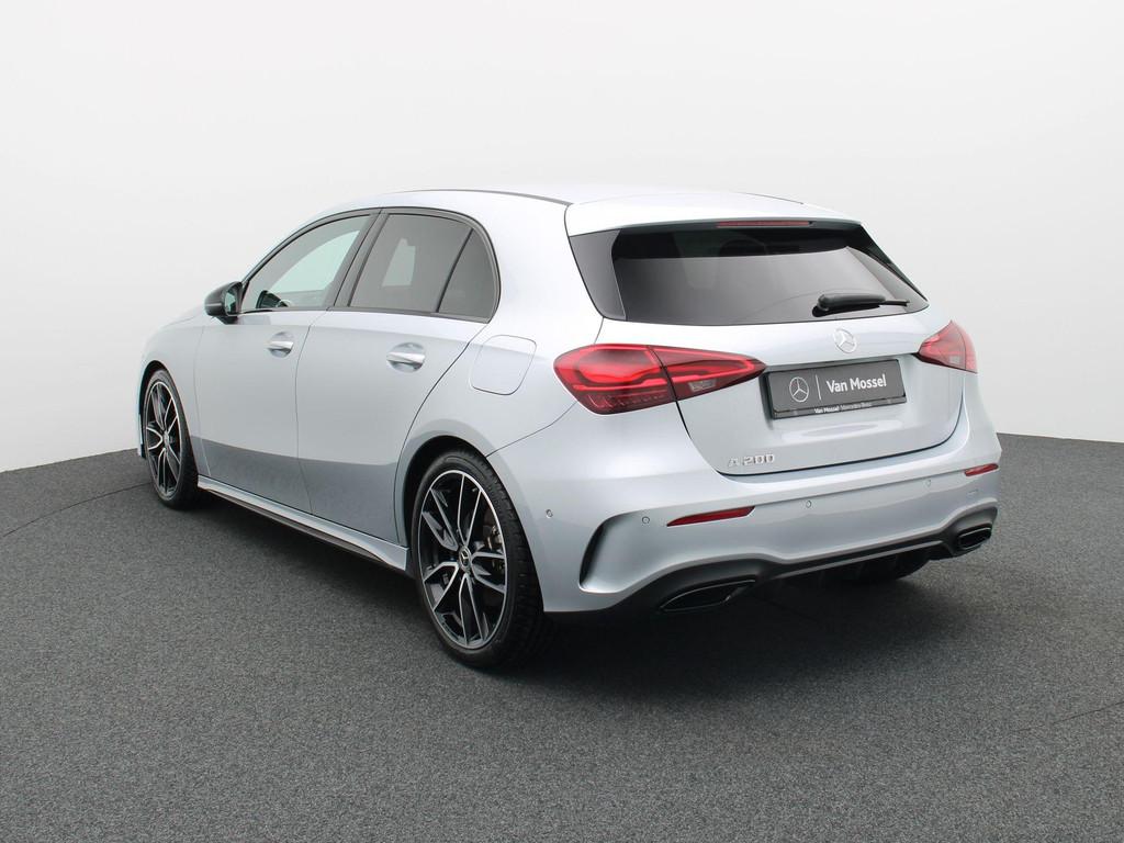 Mercedes-Benz A 200 AMG Line+ NIGHT PACK+PTS+19" INCH, Auto's, Mercedes-Benz, Gebruikt, 4 cilinders, 120 kW, Bedrijf