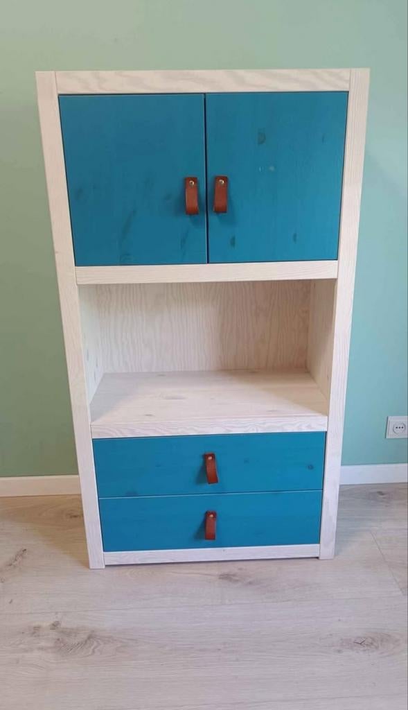 Stevige kast merk Lifetime, Enlèvement, Armoire