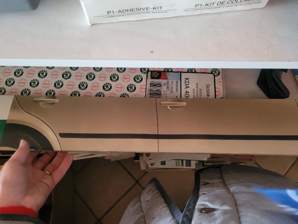 Kit de Baguettes de Protection Latérales Škoda OCTAVIA I, Autos : Pièces & Accessoires, Neuf, Enlèvement, Skoda, Porte