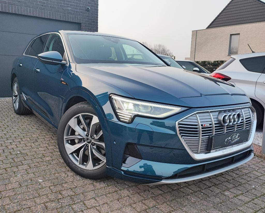AUDI Q8 E-TRON 55 QUATTRO Advanced S-Line 95KW+2 JR GARANTIE, Auto's, Audi, Automaat, Blauw, Q8 e-tron, 5 zetels