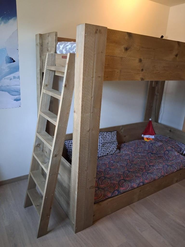 Stapelbed in massief steigerhout, Huis en Inrichting, Ophalen, Zo goed als nieuw, Stapelbed