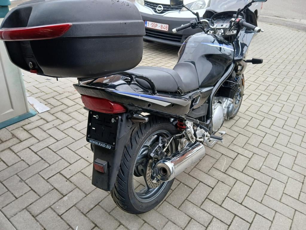 Moto yamaha diversion 900, Particulier