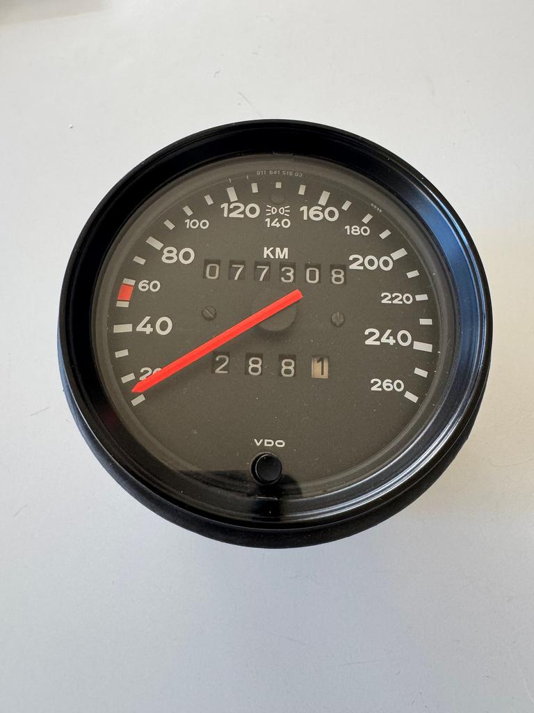 Porsche 911.641.516.03 km teller, Auto-onderdelen, Dashboard en Schakelaars, Gebruikt, Ophalen of Verzenden