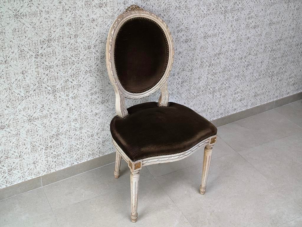 Chaise ancienne en bois (Bon état!), Enlèvement