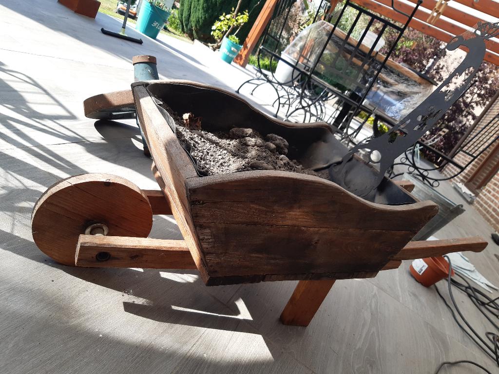 Brouette décorative de jardin, Jardin & Terrasse, Enlèvement, Comme neuf, Bois, Autres types