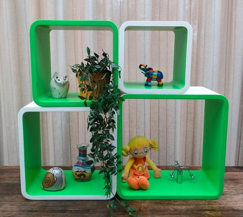 Wandkubussen. Boxen. Vierkant. 4 stuks. Wit/groen. Vintage., Ophalen, Zo goed als nieuw