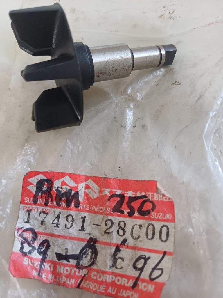 Suzuki rm nieuwe onderdelen tweetakt crossmotor, Motoren, Ophalen of Verzenden