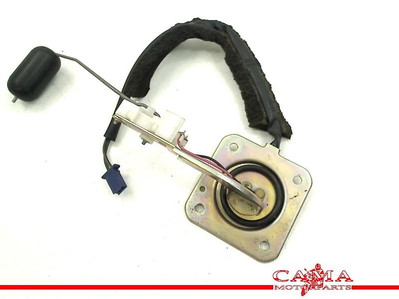 BENZINE METER Honda VFR 800 Fi 1998-2001 (VFR800Fi RC46), Dhr. S. di Majo, Gebruikt, Info@cama-motorparts.nl, P.J. Troelstraweg 8 8
3144 CX  MAASSLUIS, NL