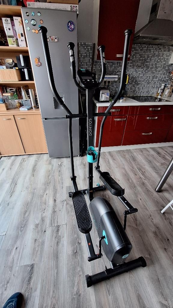 Vélo elliptique EL 120, Enlèvement, Utilisé, Jambes, Autres matériaux