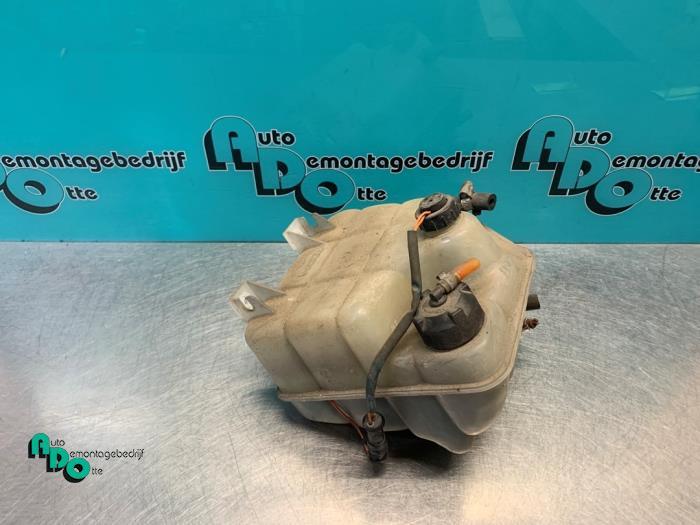 Réservoir d'expansion d'un Iveco Daily (Daily 89-), -, 3 mois de garantie, Utilisé, Autres marques automobiles