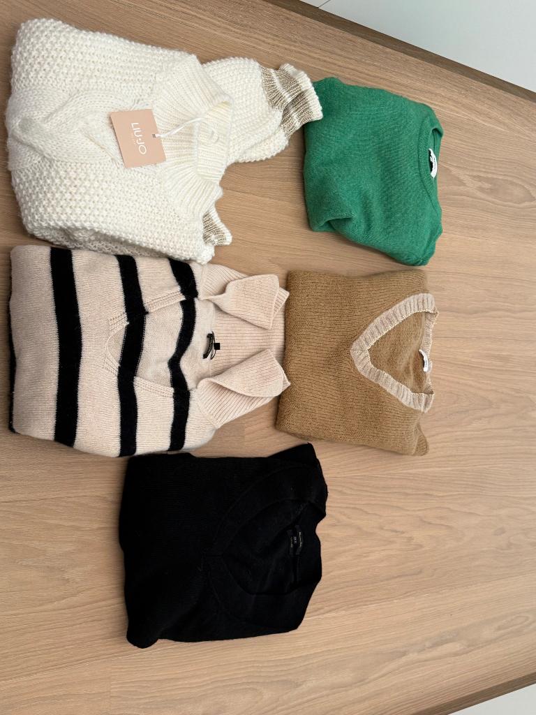 Uitverkoop truien nieuw nieuwstaat maat S en M merken, Kleding | Dames, Dames-kledingpakketten, Ophalen, Maat 36 (S)