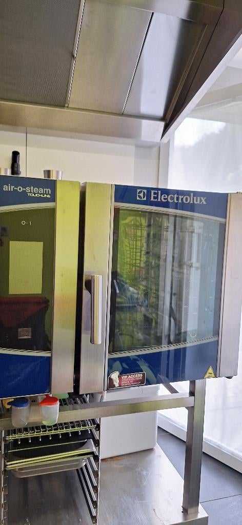 Combi steamer gas elektrolux - dampkap- hocker, Enlèvement, Utilisé, Fours, Fours à micro-ondes et Fours à vapeur