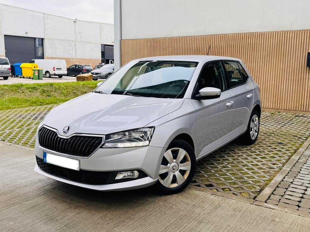 SKODA FABIA 1.0 Essence 95Cv Facelift, Autos, Argent ou Gris, Achat, Euro 6, Entreprise