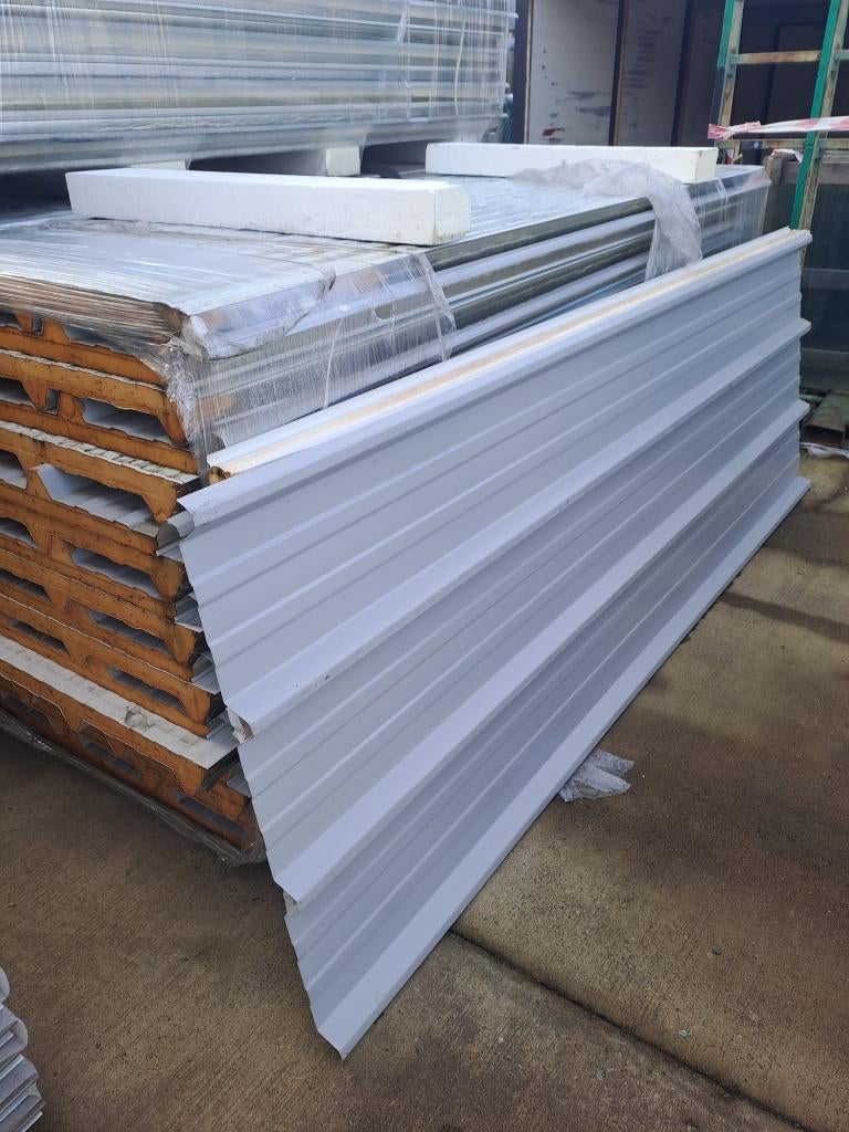 Dakplaten 4cm isolatie, Doe-het-zelf en Bouw, Platen en Panelen, Ophalen, Nieuw