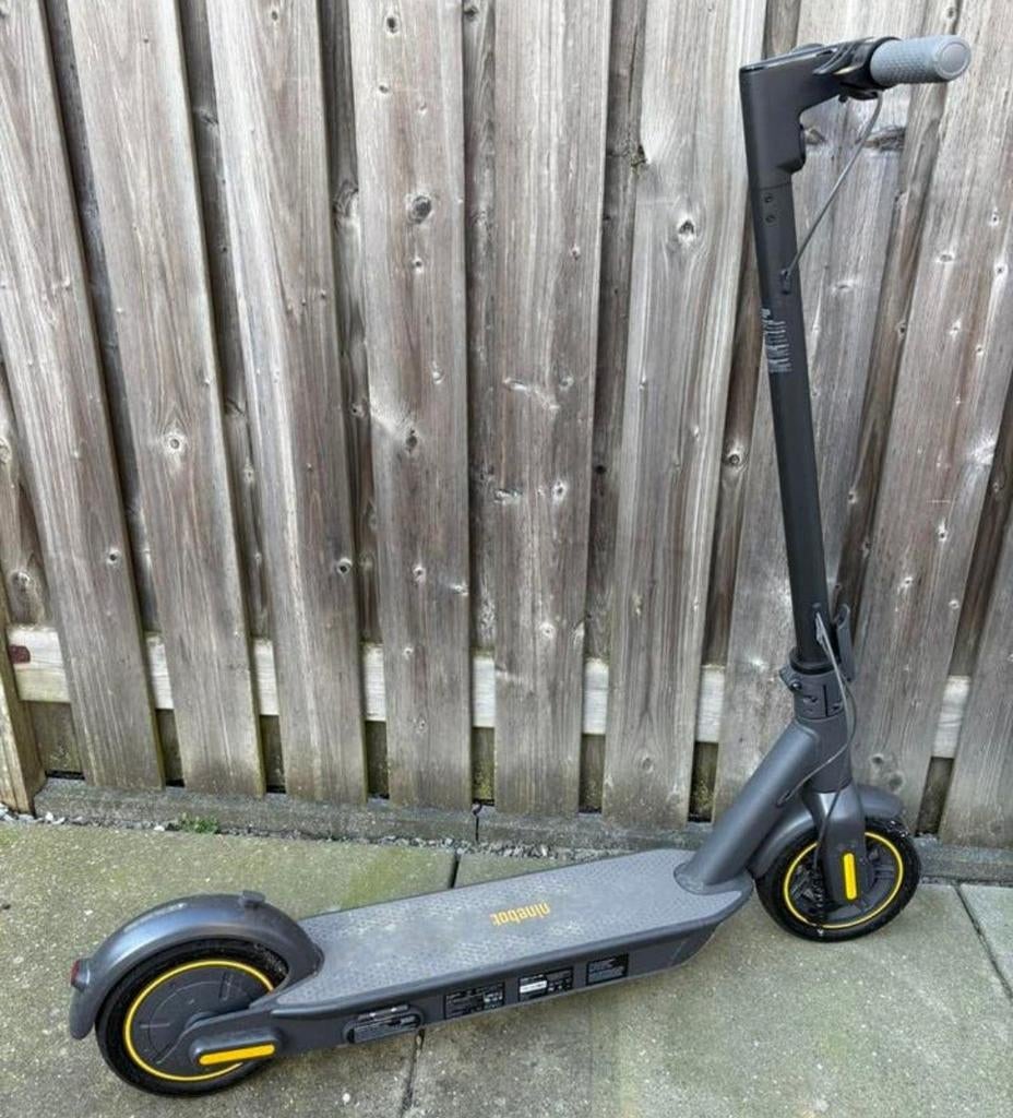 Segway ninebot max g30, Fietsen en Brommers, Steps, Ophalen, Gebruikt, Elektrische step (E-scooter), Segway ninebot