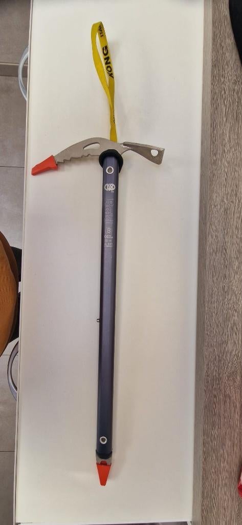 Ijsbijl, Sport en Fitness, Bergsport en Wandelen, Ophalen of Verzenden, Zo goed als nieuw, Overige typen