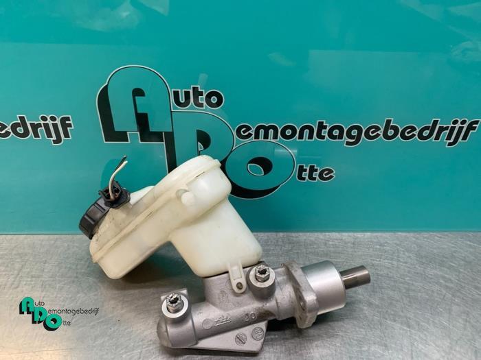 Cylindre de frein principal d'un Renault Twingo (Twingo 07-), Autos : Pièces & Accessoires, Renault, -, 3 mois de garantie, Utilisé