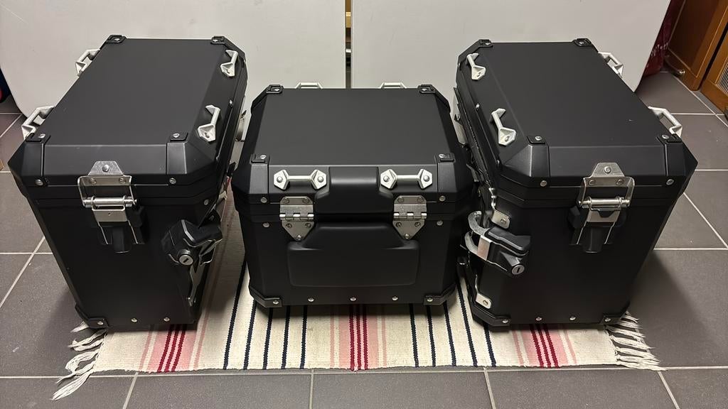 Ensemble coffre BMW R 1200 GS Adventure - alu noir, Motoren, Accessoires | Koffers en Tassen, Ophalen, Gebruikt