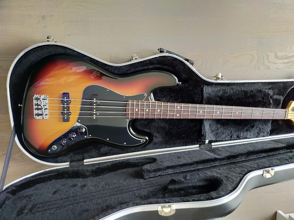 FENDER AM.-JAZZ BASSE USA  ABSOL. NEUVE SB., Ophalen, Nieuw, Fender, Met versterker