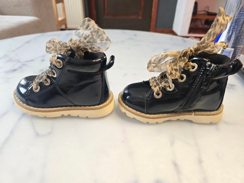 Bottines bébé fille style motard – Taille 21 – Happy Bee, Enfants & Bébés, Vêtements enfant | Chaussures & Chaussettes, Bottes