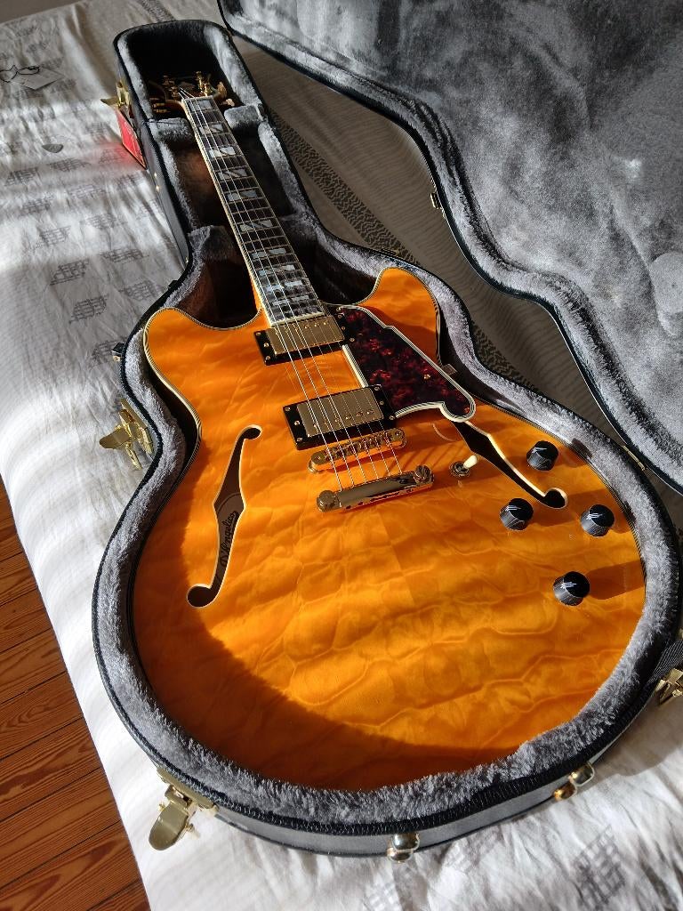 D'Angelico Excel DC XT vintage naturel quilt, Muziek en Instrumenten, Snaarinstrumenten | Gitaren | Elektrisch, Ophalen, Nieuw