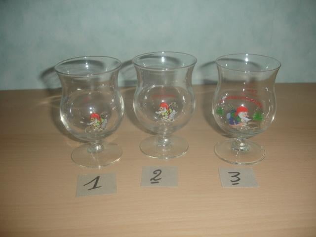 5 mini glaasjes La Chouffe, 3 verschillende aan € 2,50 stuk, Verzamelen, Ophalen of Verzenden, Zo goed als nieuw, Glas of Glazen