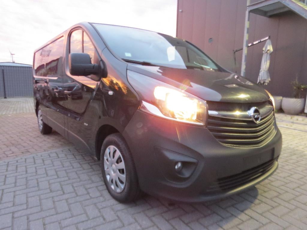 Opel Vivaro 1.6 D (CDTI) L2H1, Auto's, Bestelwagens en Lichte vracht, Voorwielaandrijving, Stof, 174 g/km, Euro 6