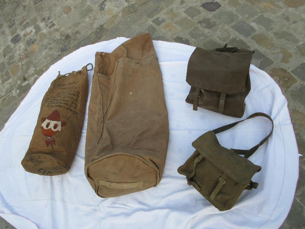 Legerzak legermateriaal militaria kaki leger zak, Verzamelen, Militaria | Algemeen, Ophalen