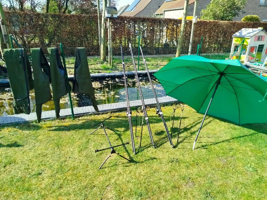 Karpergerief, karperstokken, biepers, kleine rodpod,..., Enlèvement, Moulinet