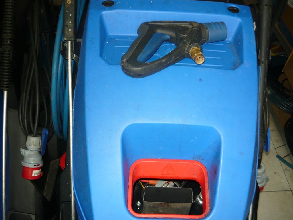 HOGEDRUKREINIGER NILFISK, Tuin en Terras, Hogedrukreinigers, Zo goed als nieuw, Elektrisch, Ophalen