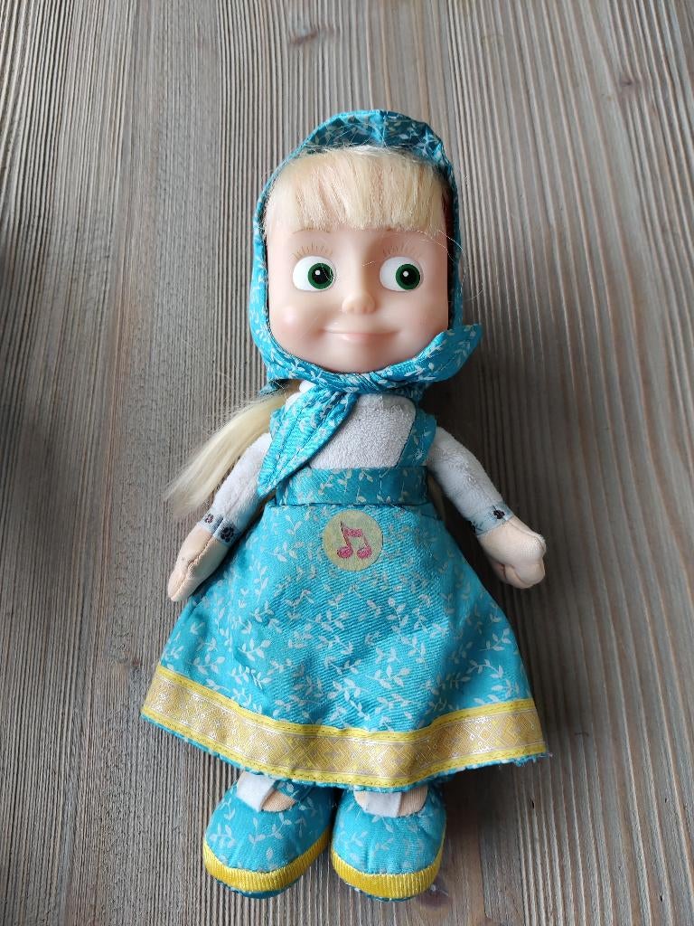 Knuffel Masha van Masha en de beer, Ophalen of Verzenden, Gebruikt