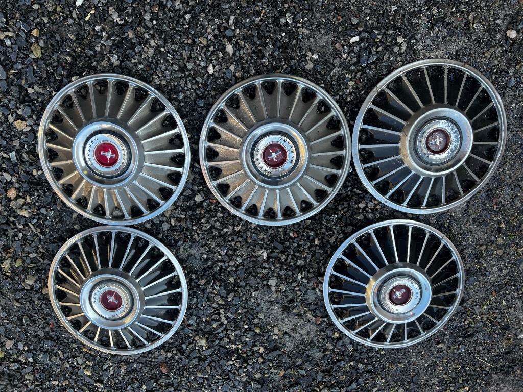 Enjoliver mustang 67, Autos : Pièces & Accessoires, Enlèvement