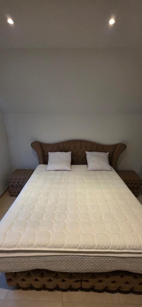 Bed, Huis en Inrichting, Slaapkamer | Bedden, Gebruikt, Tweepersoons, 160 cm, 200 cm, Stof, Beige, Ophalen