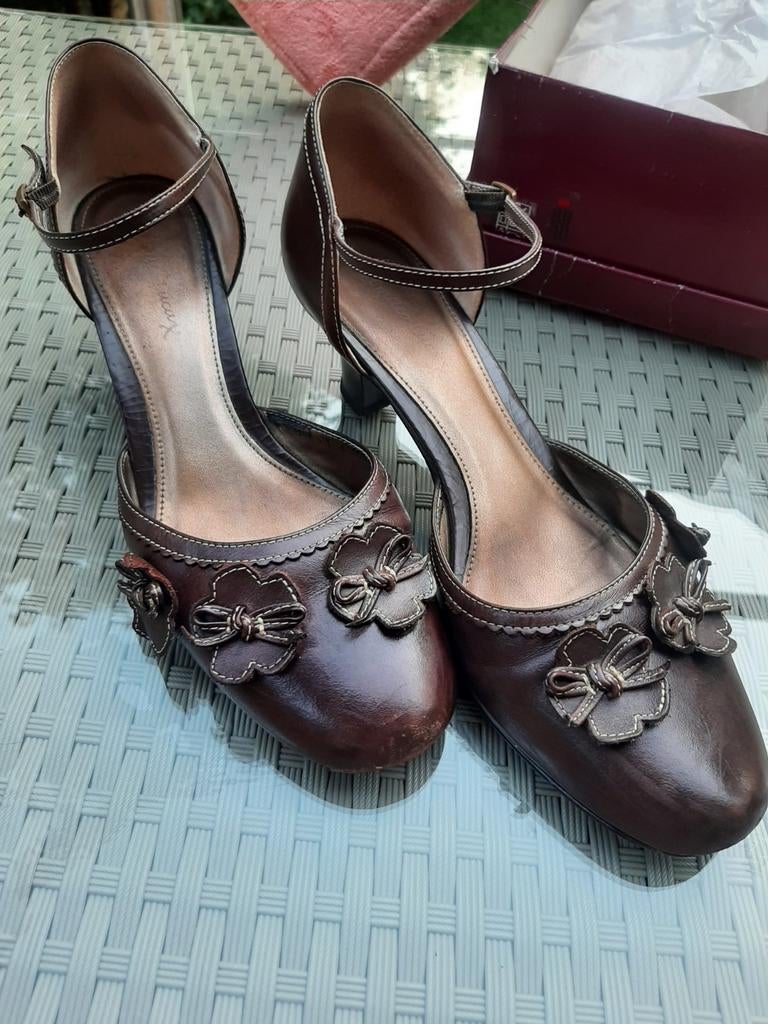 Emílío Luca X - taille 40, Enlèvement ou Envoi, Comme neuf