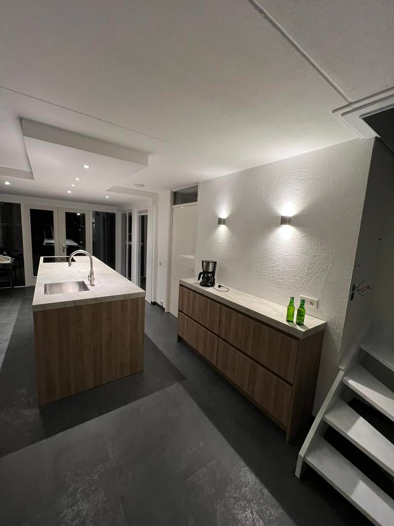 Renovatie Binnen en Buiten , Houtwerk ,, Diensten en Vakmensen, Aannemers, Garantie, Verbouw of Aanbouw