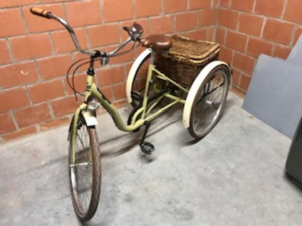 Driewielfiets volwassenen retro model, Fietsen en Brommers, Fietsen | Driewielfietsen, Ophalen, Zo goed als nieuw, Tri-bike