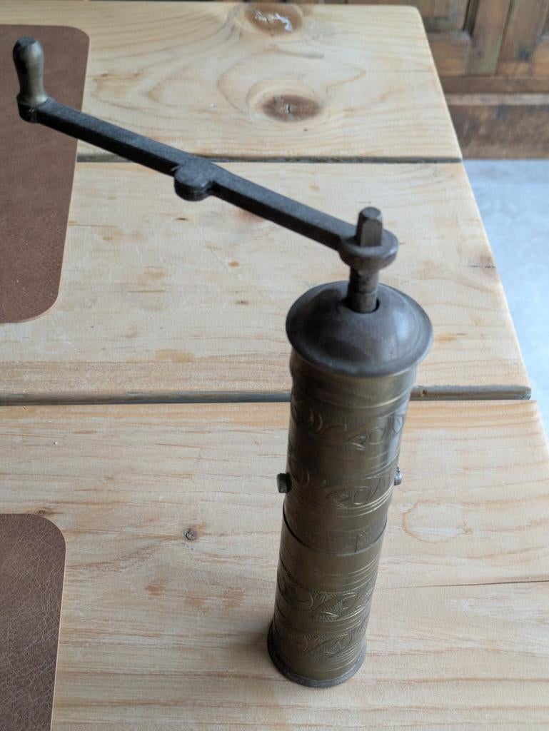 Koperen pepermolen, Antiquités & Art, Enlèvement