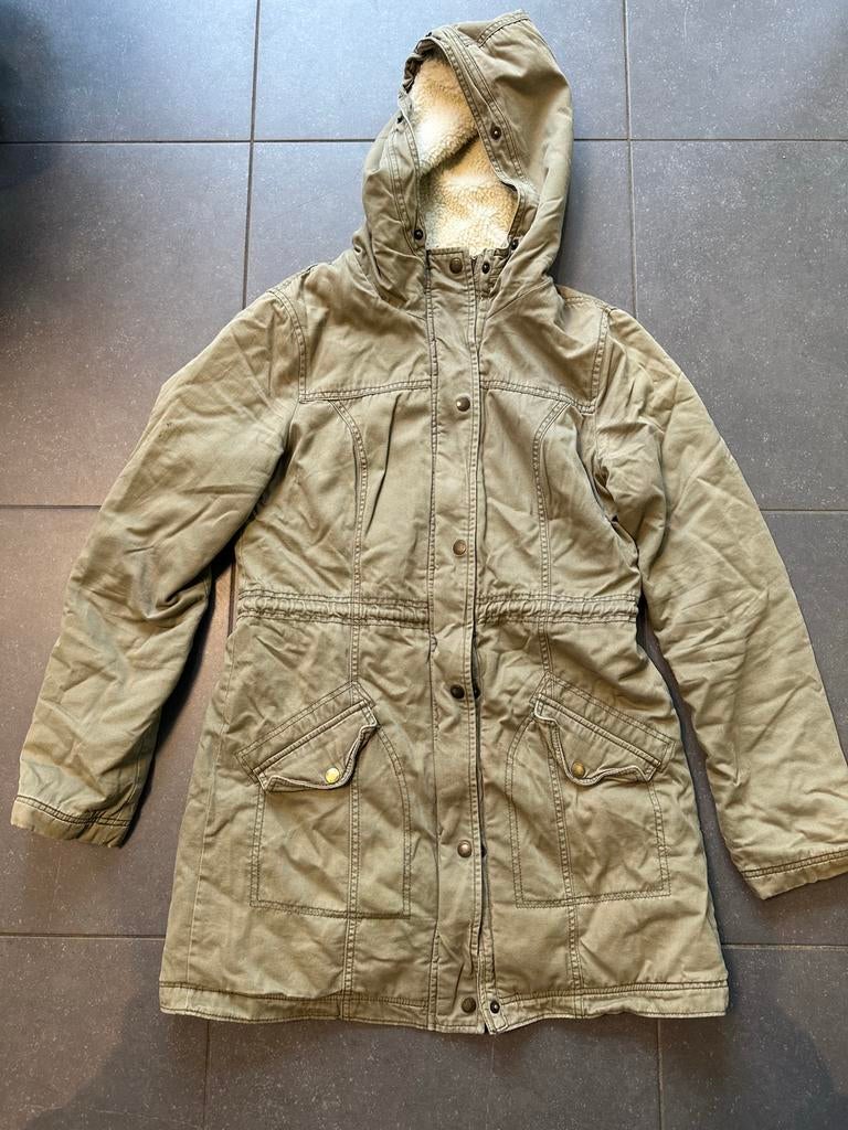 Winterjas Dames Hollister maat L, Kleding | Dames, Ophalen of Verzenden, Zo goed als nieuw, Maat 42/44 (L)