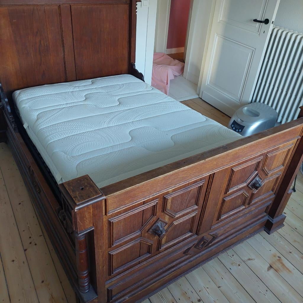 Mooi antiek houten bed te koop, Antiek en Kunst, Ophalen