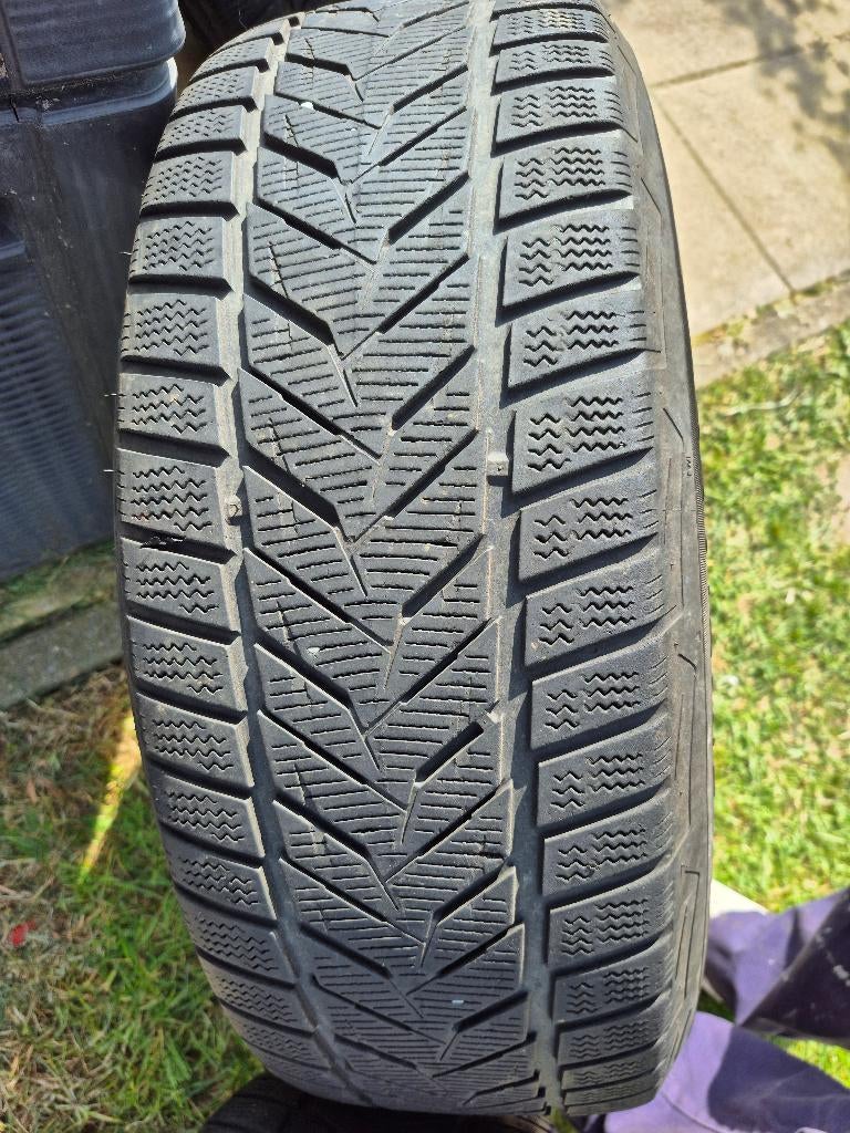 Velgen en winterbanden peugeot 5008, Auto-onderdelen, Banden en Velgen, Ophalen, Gebruikt, Velg(en), 17 inch