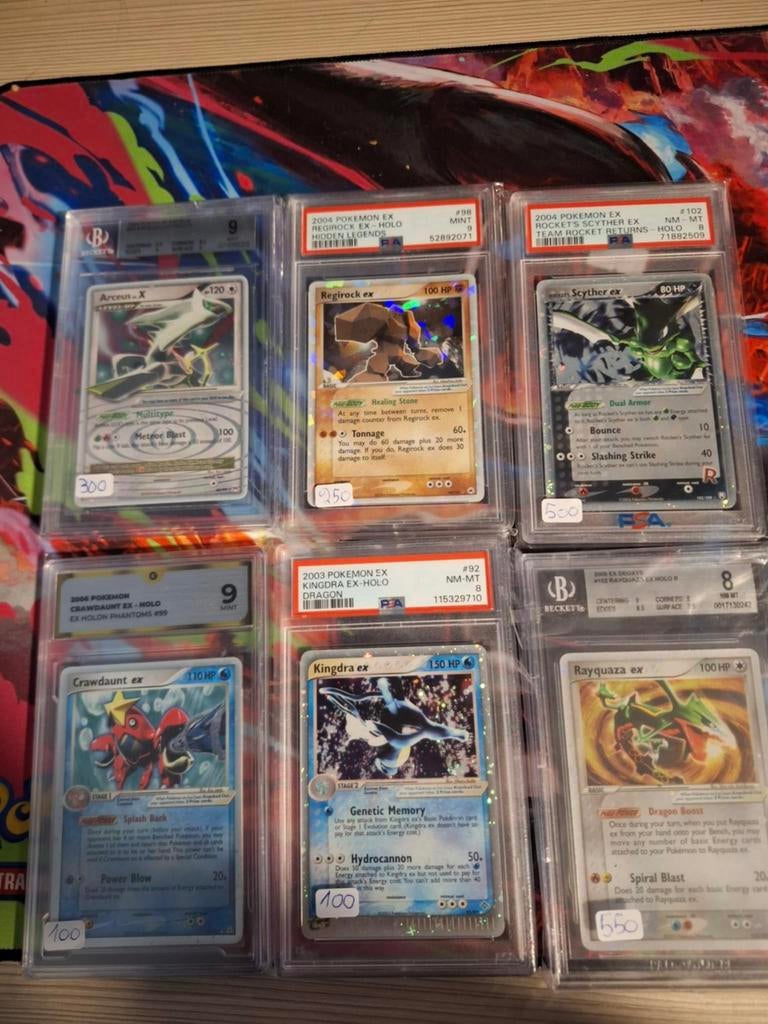 GRADED POKEMON SLABS PSA/BECKETT/CGC/GLOBAL GRADING, Hobby en Vrije tijd, Verzenden, Zo goed als nieuw